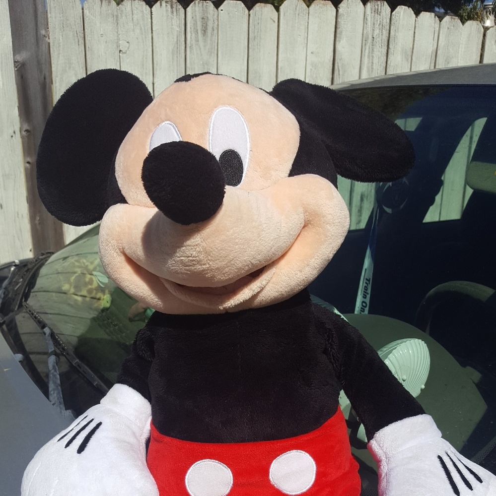Mickey plush toy great condition
